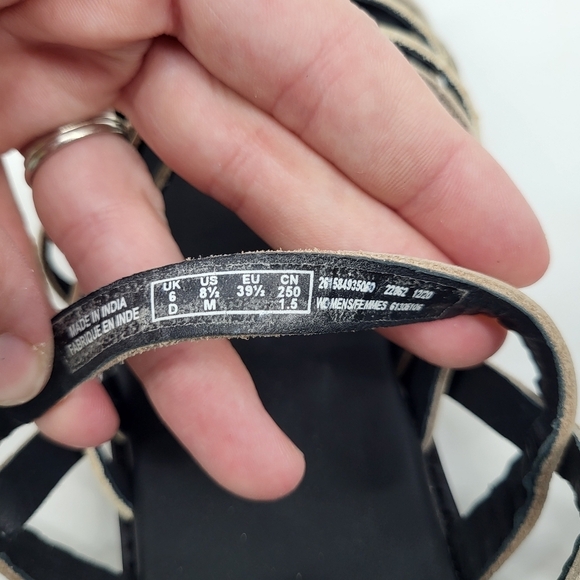 Clarks Karsea Leather Strappy Sandals Snakeskin Print Tan Black Size 8.5 - Picture 5 of 8